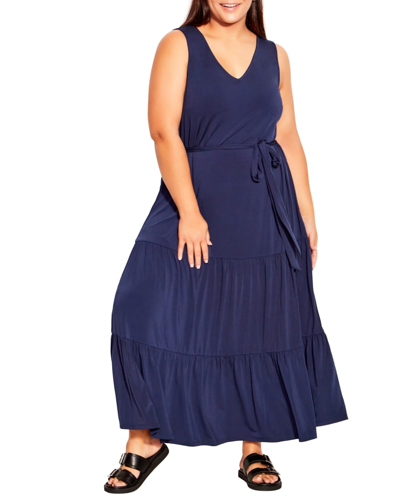 Plus size model wearing  by Evans | Dia&Co | dia_product_style_image_id:200233